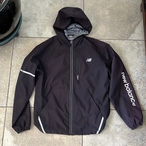 Used new balance Jogging Jacket Size medium